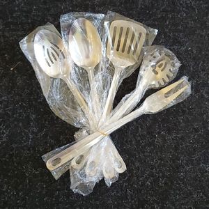 Grilling/cooking utensils